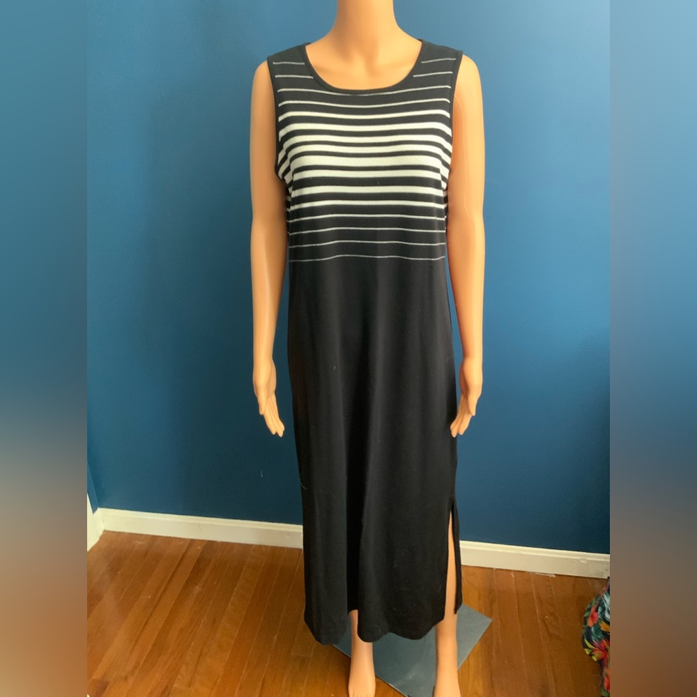 Talbots Black and White Sleeveless Dress